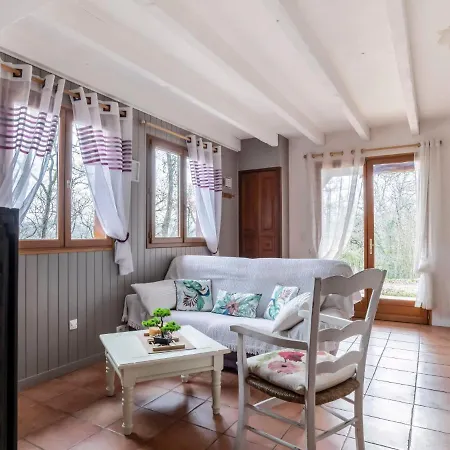 Nyaraló L'aubepine By Interhome Loupiac